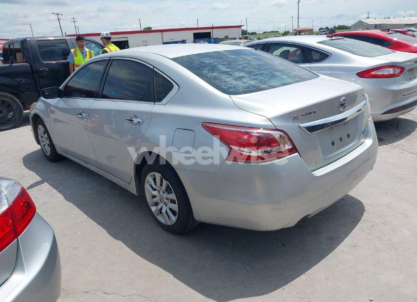 Photo 3 of 2013 Nissan Altima 2.5 S (VIN 1N4AL3AP3DC146136)