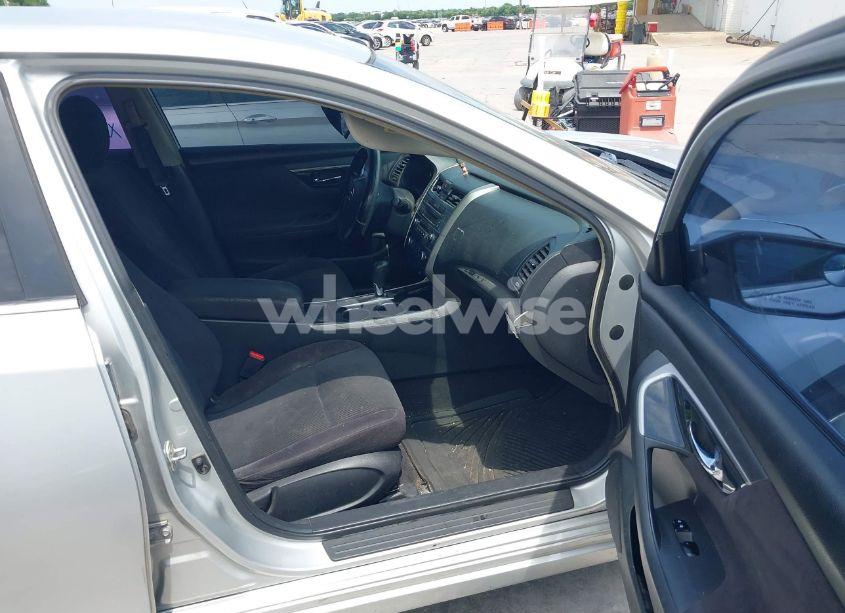 Photo 5 of 2013 Nissan Altima 2.5 S (VIN 1N4AL3AP3DC146136)