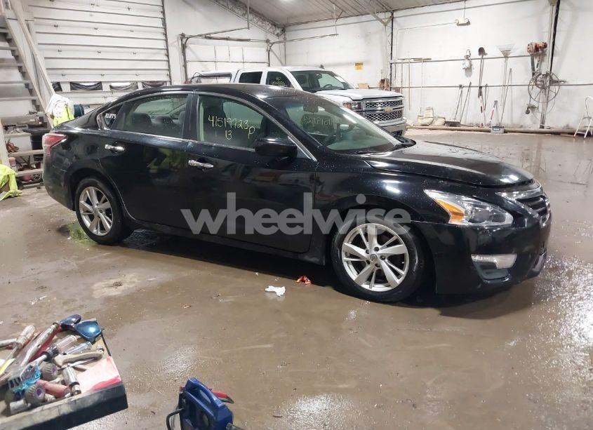 2013 Nissan Altima 2.5 SV (VIN 1N4AL3AP3DC150624) main photo