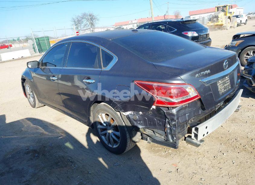 Photo 3 of 2013 Nissan Altima 2.5 SV (VIN 1N4AL3AP3DC156682)