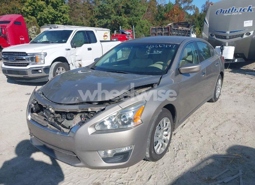 Photo 2 of 2013 Nissan Altima 2.5 S (VIN 1N4AL3AP3DC161414)