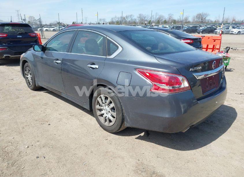 Photo 3 of 2013 Nissan Altima 2.5 S (VIN 1N4AL3AP3DC185521)