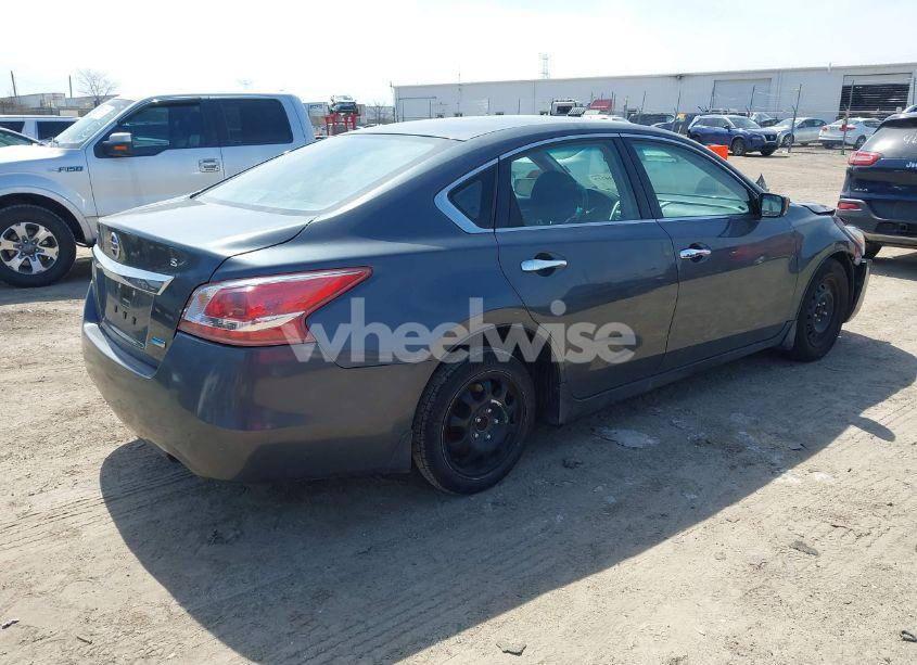 Photo 4 of 2013 Nissan Altima 2.5 S (VIN 1N4AL3AP3DC185521)