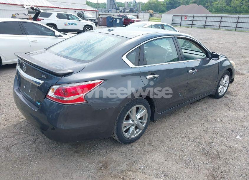 Photo 4 of 2013 Nissan Altima 2.5 SL (VIN 1N4AL3AP3DC190539)