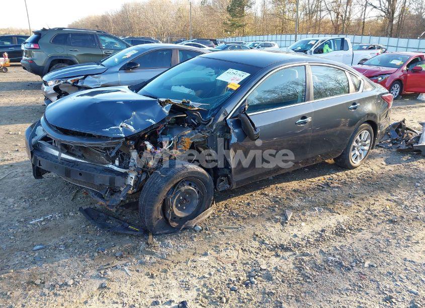 Photo 2 of 2013 Nissan Altima 2.5 S (VIN 1N4AL3AP3DC199824)