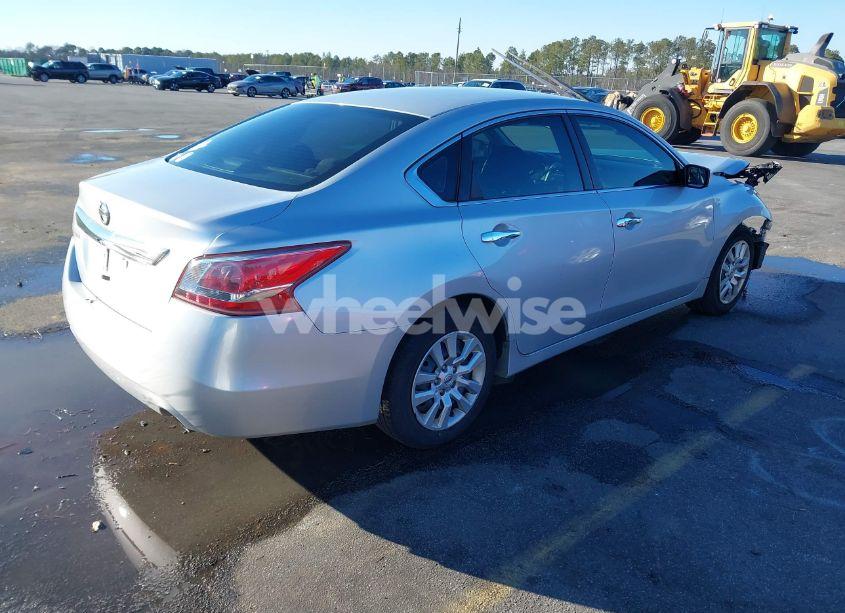 Photo 4 of 2013 Nissan Altima 2.5 S (VIN 1N4AL3AP3DC200938)