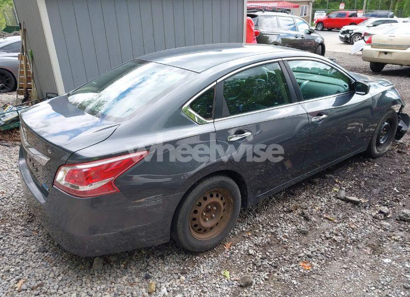 Photo 4 of 2013 Nissan Altima 2.5 S (VIN 1N4AL3AP3DC203998)