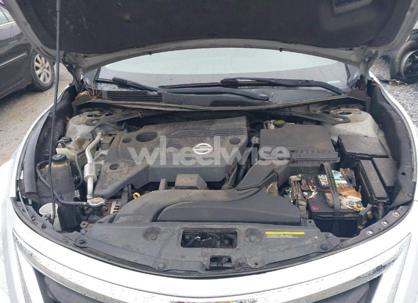 Photo 10 of 2013 Nissan Altima 2.5 SL (VIN 1N4AL3AP3DC204083)