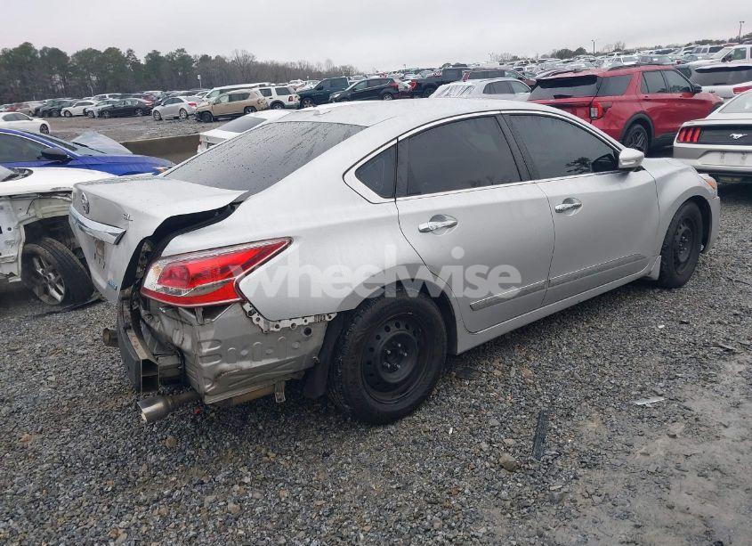 Photo 4 of 2013 Nissan Altima 2.5 SL (VIN 1N4AL3AP3DC204083)