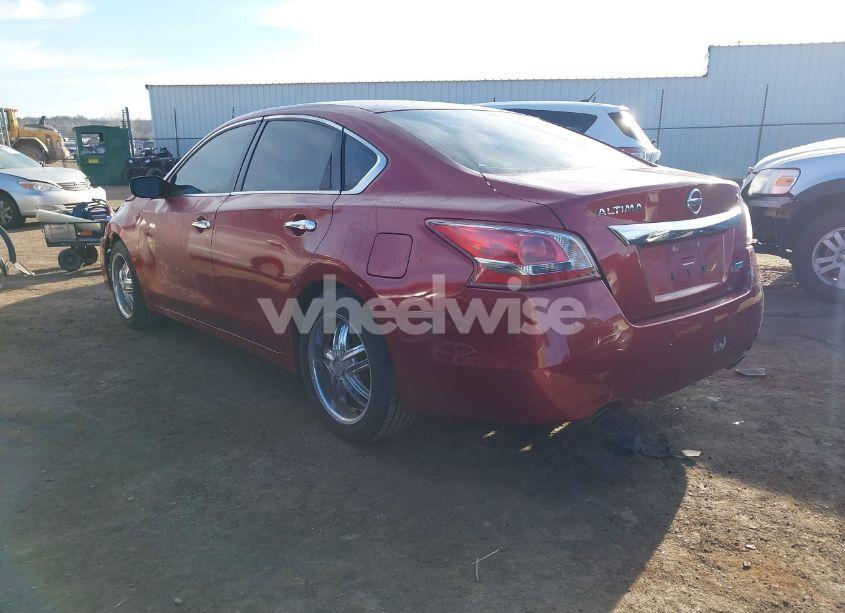Photo 3 of 2013 Nissan Altima 2.5 S (VIN 1N4AL3AP3DC212362)