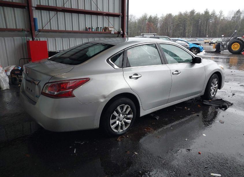 Photo 4 of 2013 Nissan Altima 2.5 (VIN 1N4AL3AP3DC218906)
