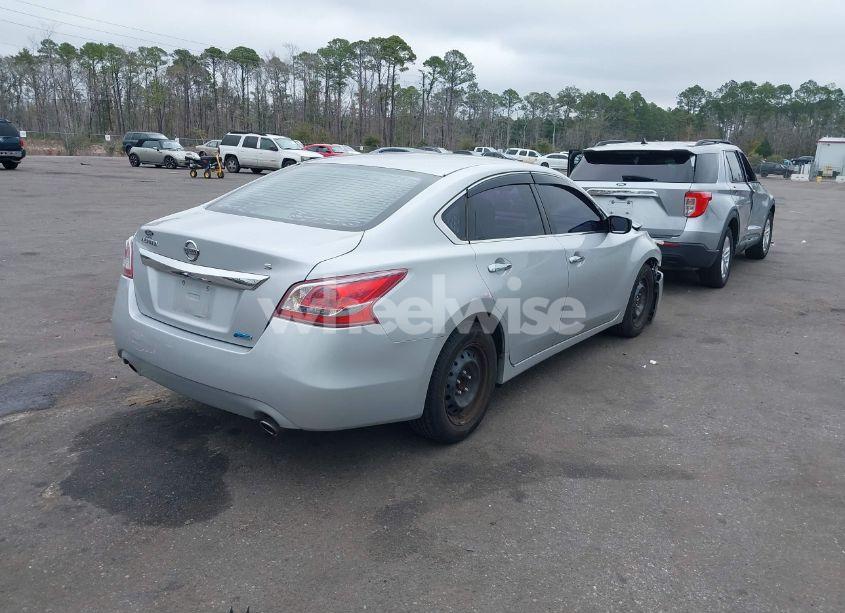 Photo 4 of 2013 Nissan Altima 2.5 S (VIN 1N4AL3AP3DC228531)