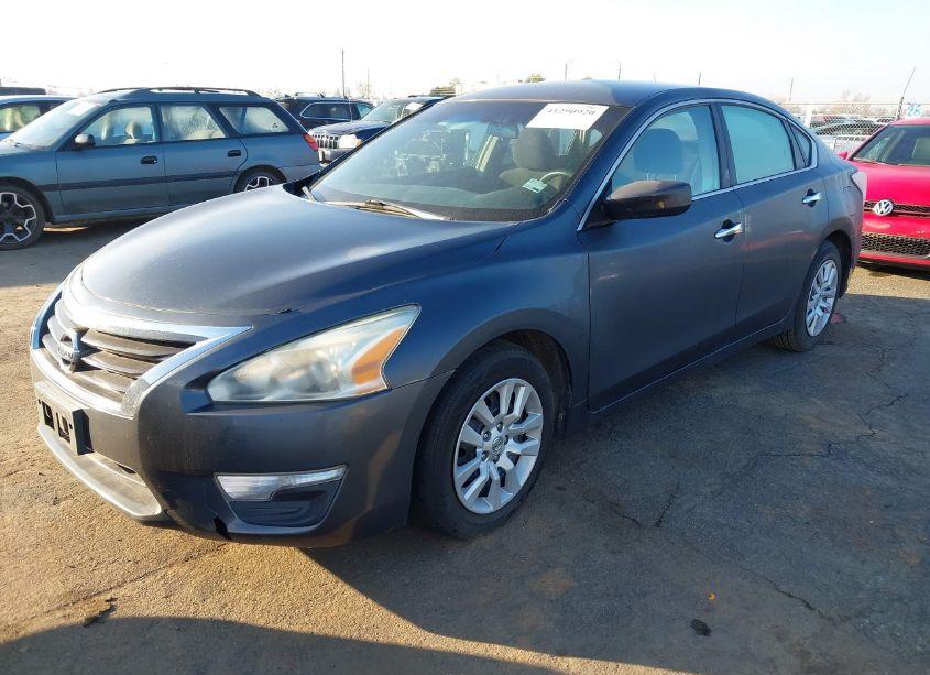 Photo 2 of 2013 Nissan Altima 2.5 S (VIN 1N4AL3AP3DC239206)