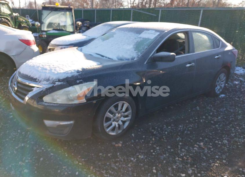 Photo 2 of 2013 Nissan Altima 2.5 S (VIN 1N4AL3AP3DC255776)
