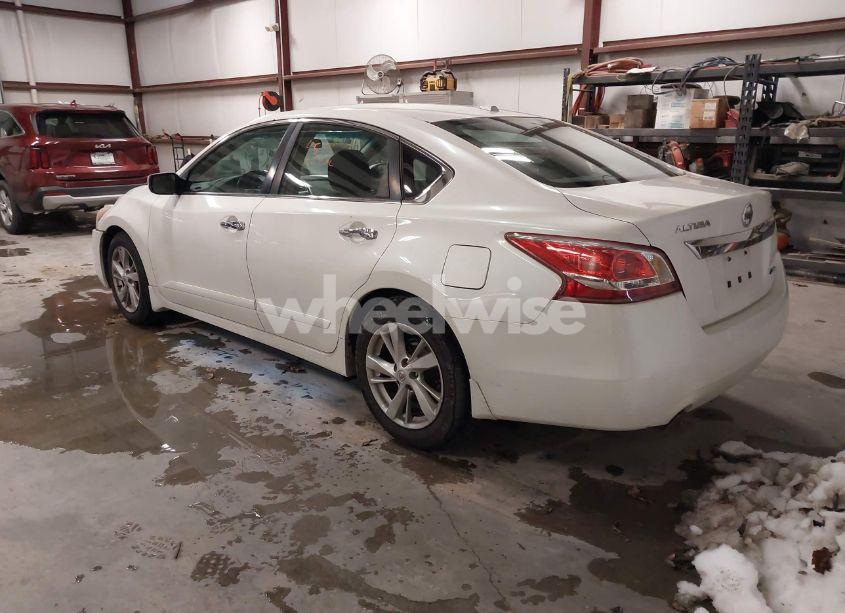 Photo 3 of 2013 Nissan Altima 2.5 SV (VIN 1N4AL3AP3DC293296)