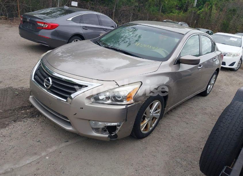 Photo 2 of 2013 Nissan Altima 2.5 SV (VIN 1N4AL3AP3DN409844)
