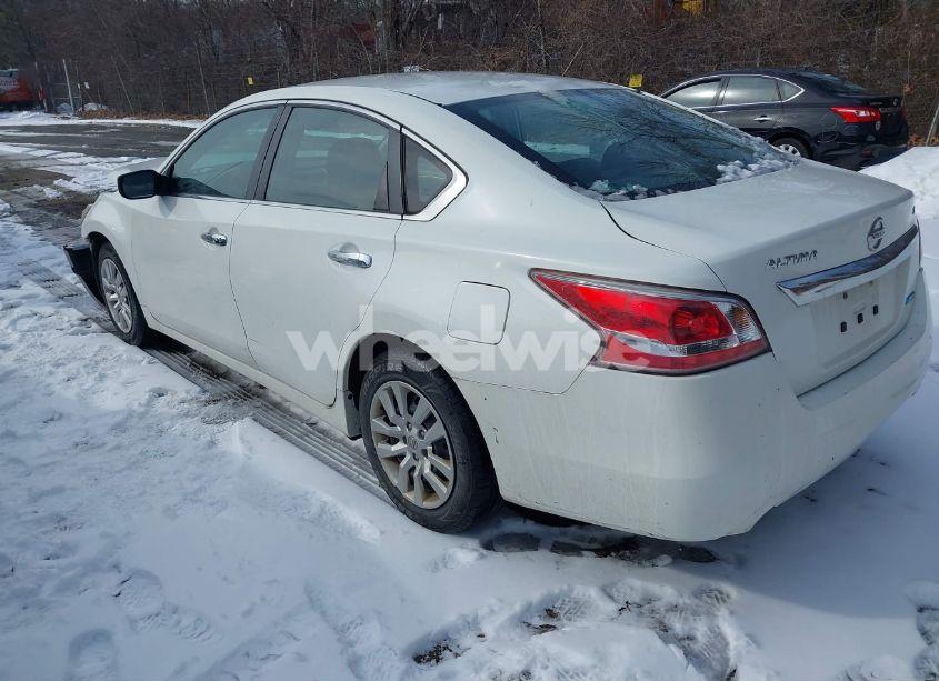 Photo 3 of 2013 Nissan Altima 2.5 S (VIN 1N4AL3AP3DN425784)