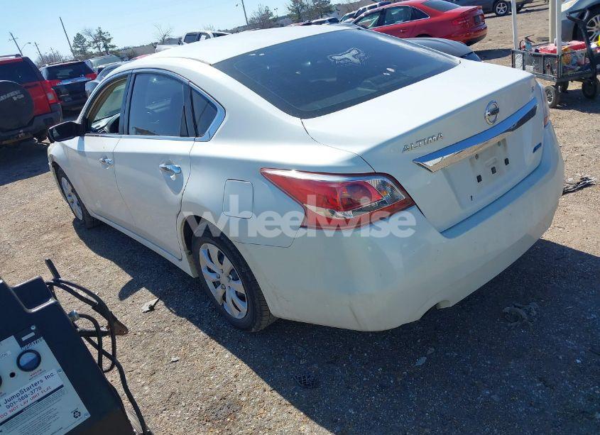 Photo 3 of 2013 Nissan Altima 2.5 S (VIN 1N4AL3AP3DN459644)