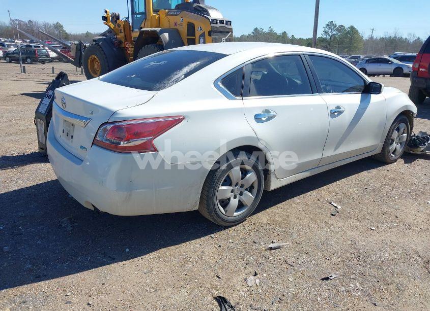 Photo 4 of 2013 Nissan Altima 2.5 S (VIN 1N4AL3AP3DN459644)