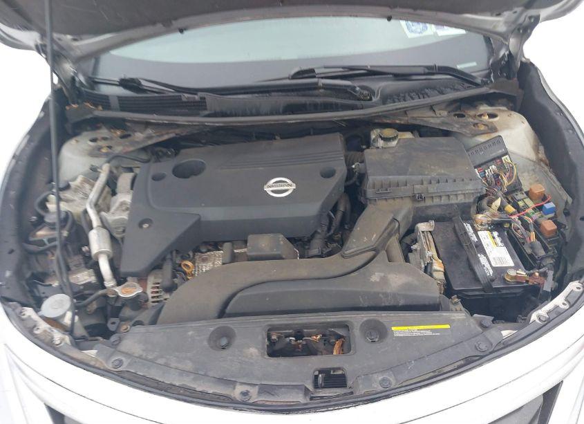Photo 10 of 2013 Nissan Altima 2.5 S (VIN 1N4AL3AP3DN460826)