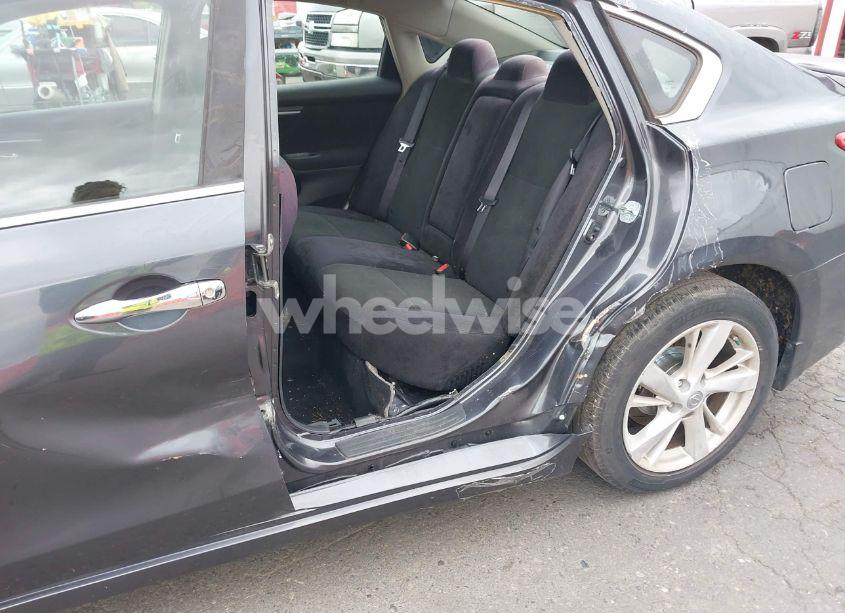 Photo 6 of 2013 Nissan Altima 2.5 SV (VIN 1N4AL3AP3DN487766)