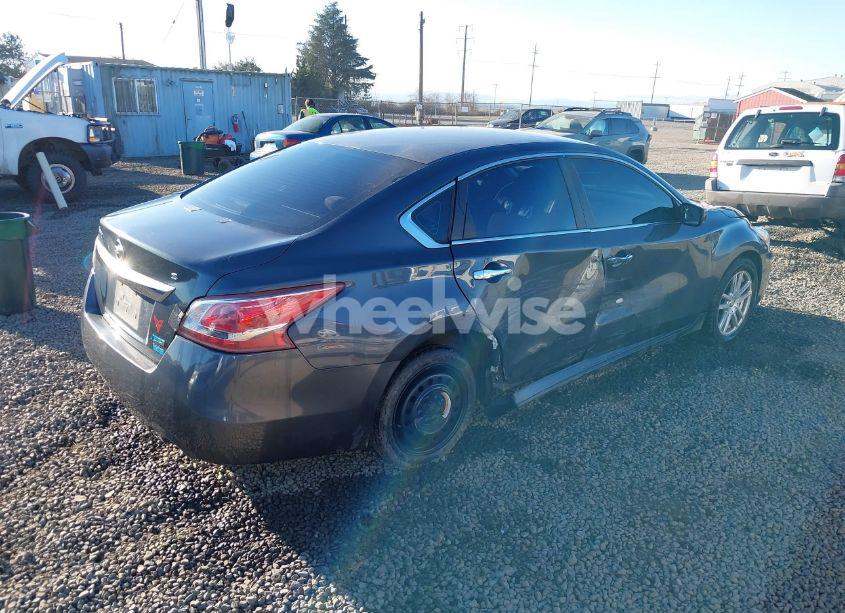 Photo 4 of 2013 Nissan Altima 2.5 S (VIN 1N4AL3AP3DN489131)