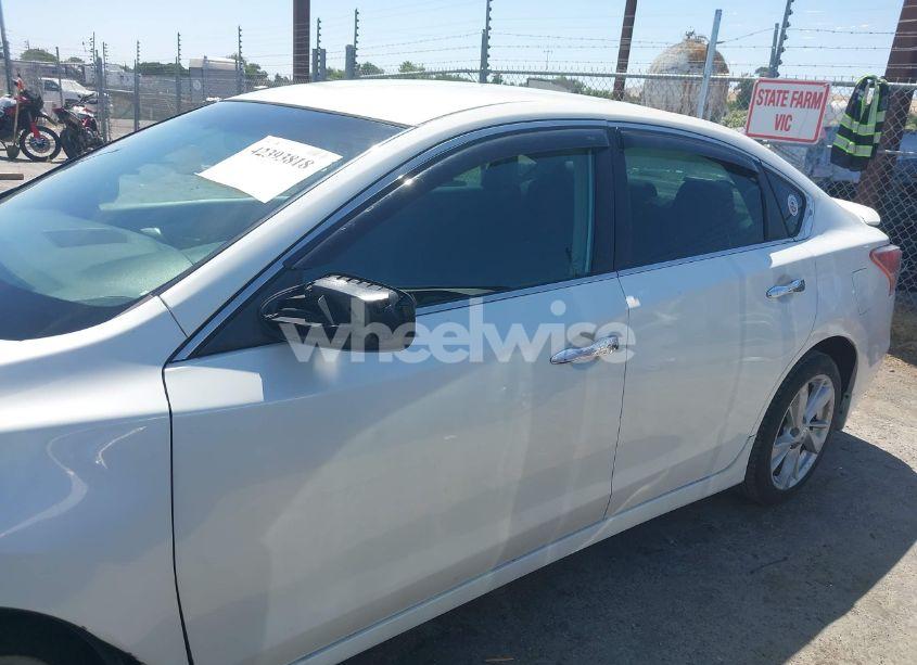 Photo 14 of 2013 Nissan Altima 2.5 SV (VIN 1N4AL3AP3DN505263)