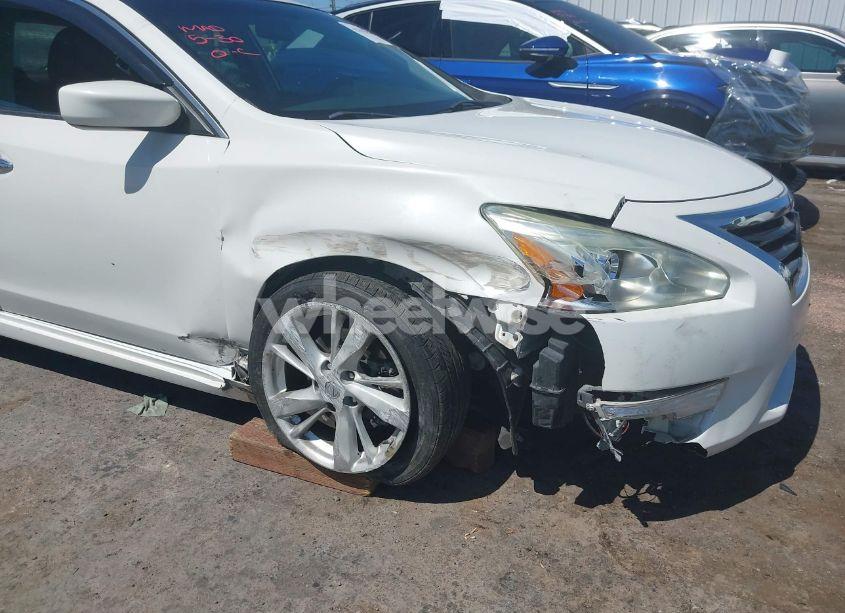 Photo 6 of 2013 Nissan Altima 2.5 SV (VIN 1N4AL3AP3DN505263)