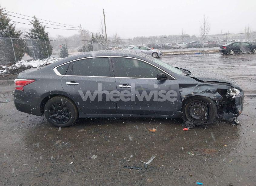 Photo 13 of 2013 Nissan Altima 2.5 S (VIN 1N4AL3AP3DN512360)