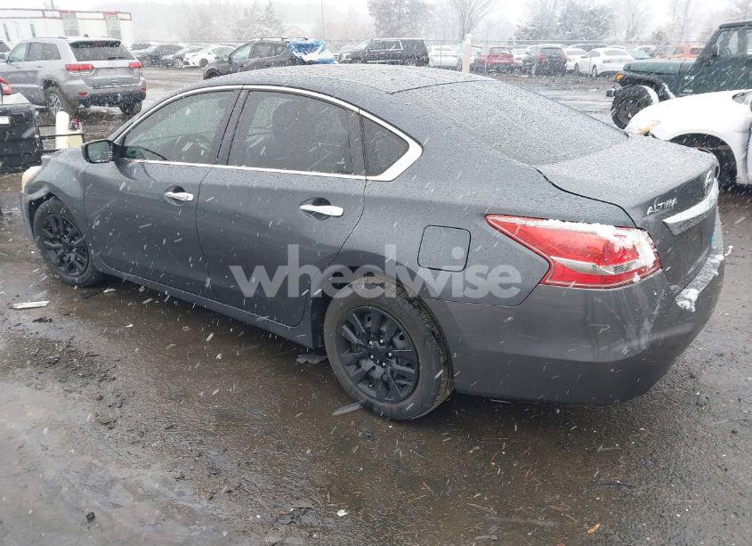 Photo 3 of 2013 Nissan Altima 2.5 S (VIN 1N4AL3AP3DN512360)