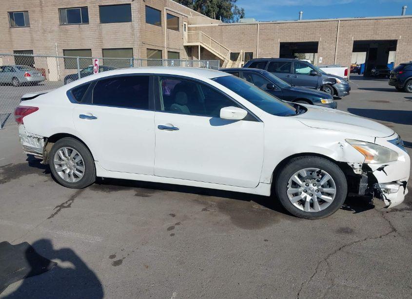 Photo 14 of 2013 Nissan Altima 2.5 S (VIN 1N4AL3AP3DN527019)