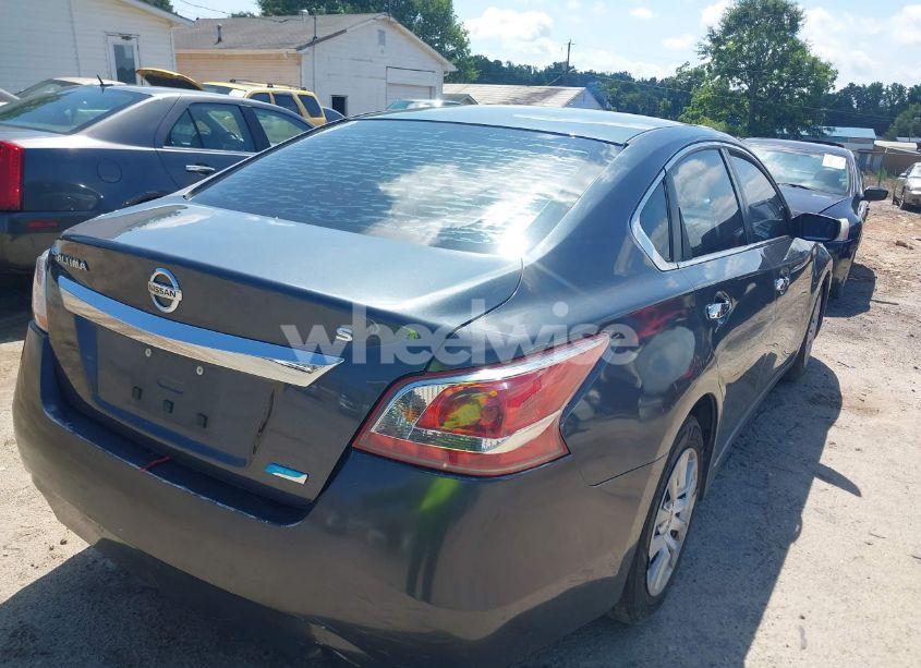 Photo 4 of 2013 Nissan Altima 2.5 S (VIN 1N4AL3AP3DN530535)
