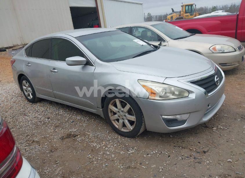 2013 Nissan Altima 2.5 SV (VIN 1N4AL3AP3DN537503) main photo