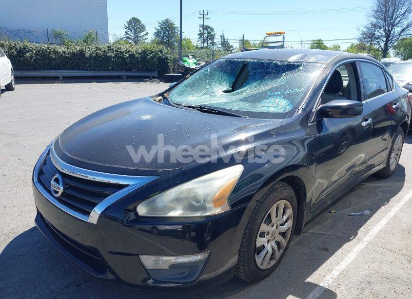 Photo 2 of 2013 Nissan Altima 2.5 S (VIN 1N4AL3AP3DN541051)