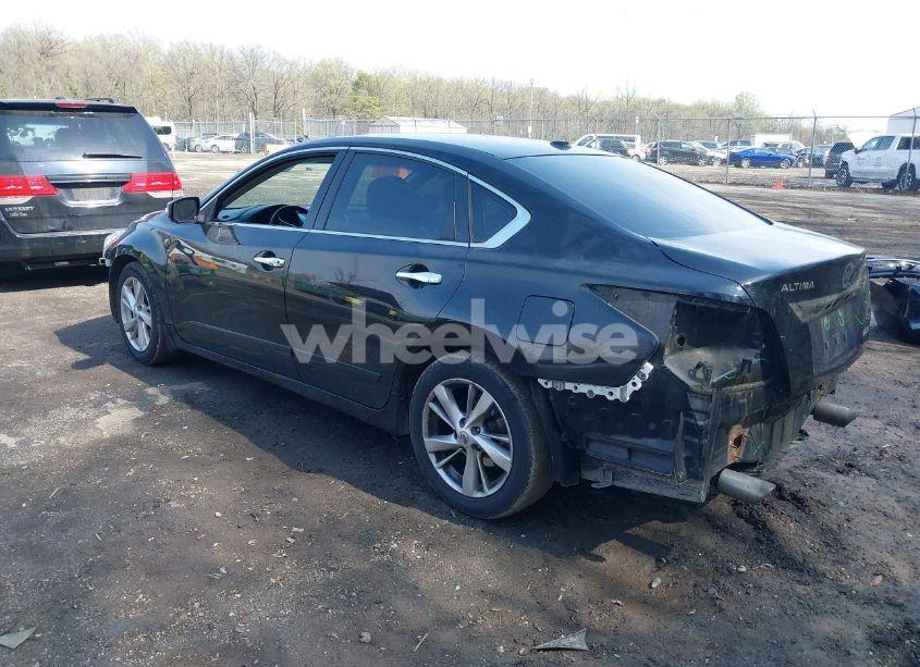 Photo 3 of 2013 Nissan Altima 2.5 SL (VIN 1N4AL3AP3DN557931)