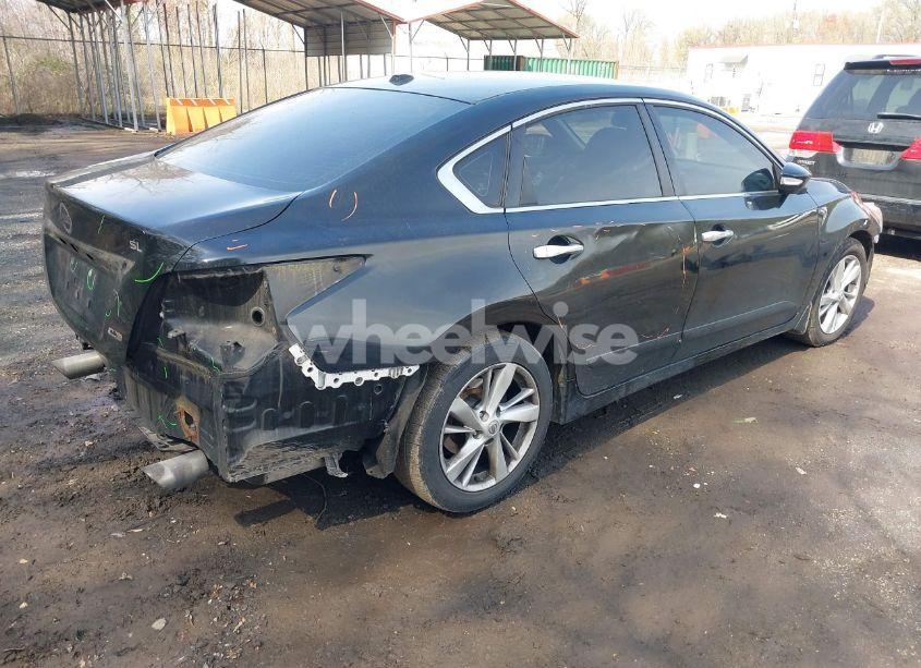 Photo 4 of 2013 Nissan Altima 2.5 SL (VIN 1N4AL3AP3DN557931)