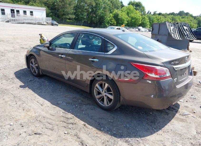 Photo 3 of 2013 Nissan Altima 2.5 SL (VIN 1N4AL3AP3DN571988)