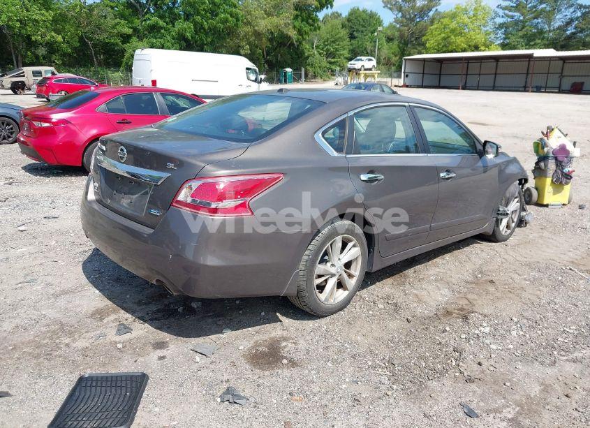Photo 4 of 2013 Nissan Altima 2.5 SL (VIN 1N4AL3AP3DN571988)