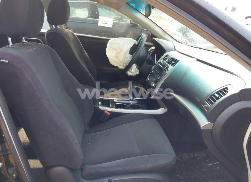 Photo 5 of 2013 Nissan Altima 2.5 S (VIN 1N4AL3AP3DN575426)