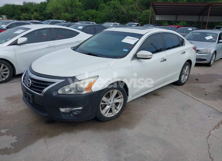 Photo 2 of 2013 Nissan Altima 2.5 SL (VIN 1N4AL3AP3DN578018)