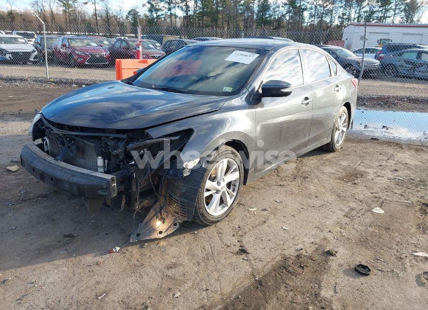 Photo 2 of 2013 Nissan Altima 2.5 SL (VIN 1N4AL3AP3DN588161)