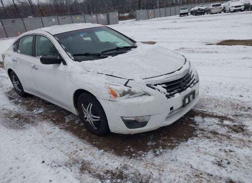 2014 Nissan Altima 2.5 S (VIN 1N4AL3AP3EC101280) main photo