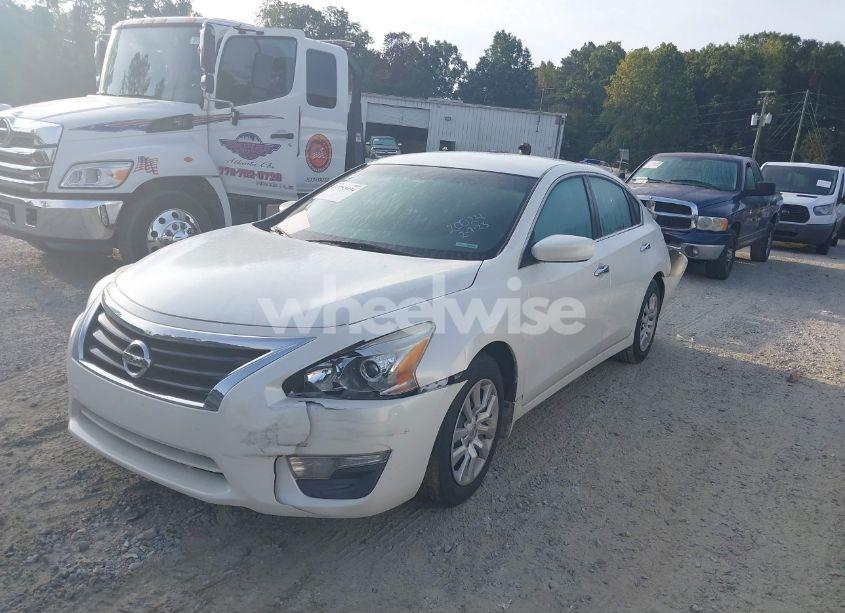 Photo 2 of 2014 Nissan Altima 2.5 S (VIN 1N4AL3AP3EC120024)
