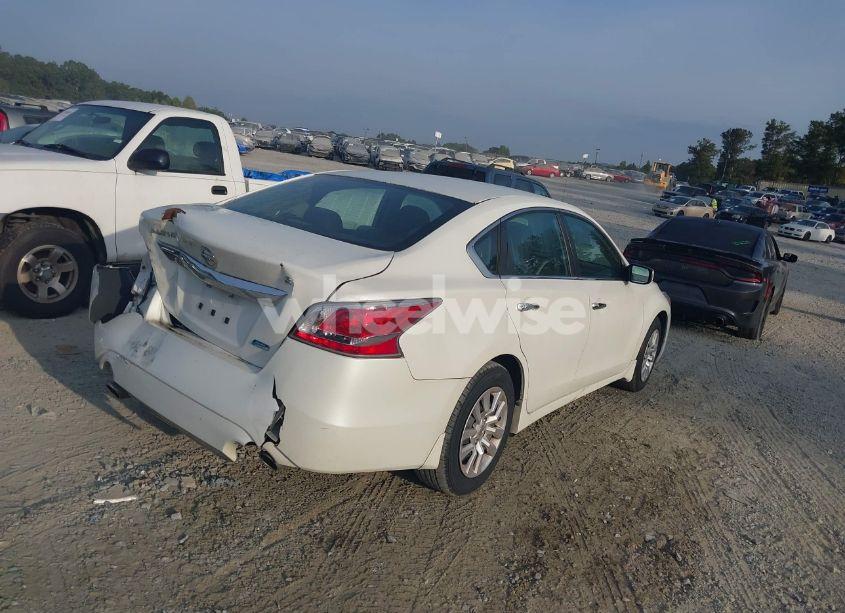 Photo 4 of 2014 Nissan Altima 2.5 S (VIN 1N4AL3AP3EC120024)