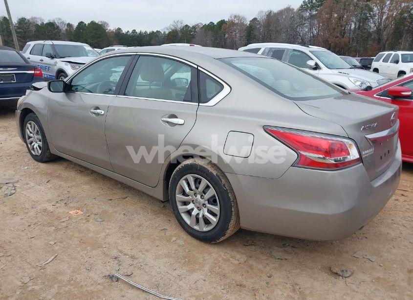 Photo 3 of 2014 Nissan Altima 2.5 S (VIN 1N4AL3AP3EC145862)