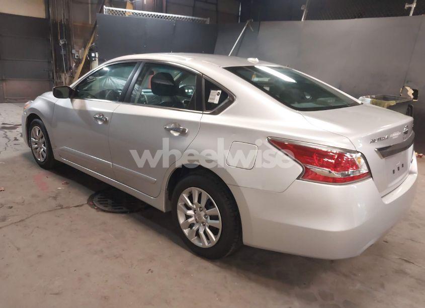 Photo 3 of 2014 Nissan Altima 2.5 S (VIN 1N4AL3AP3EC174827)
