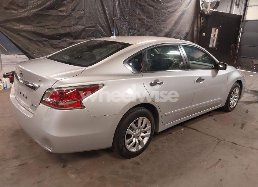 Photo 4 of 2014 Nissan Altima 2.5 S (VIN 1N4AL3AP3EC174827)