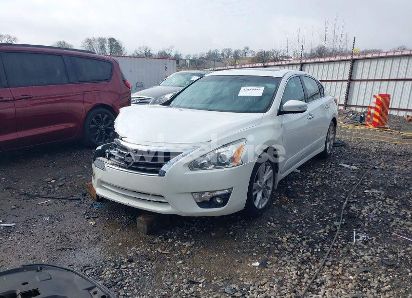 Photo 2 of 2014 Nissan Altima 2.5 SV (VIN 1N4AL3AP3EC181597)