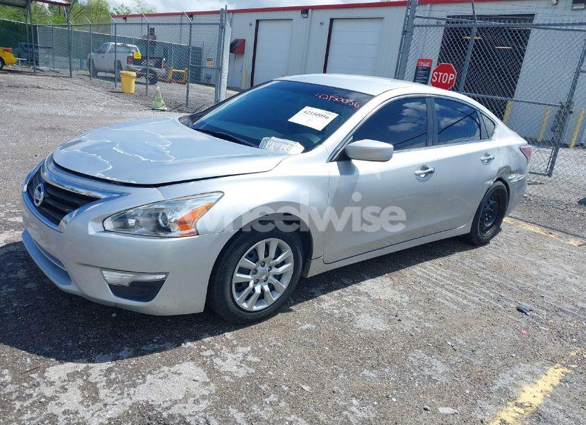 Photo 2 of 2014 Nissan Altima 2.5 S (VIN 1N4AL3AP3EC187531)