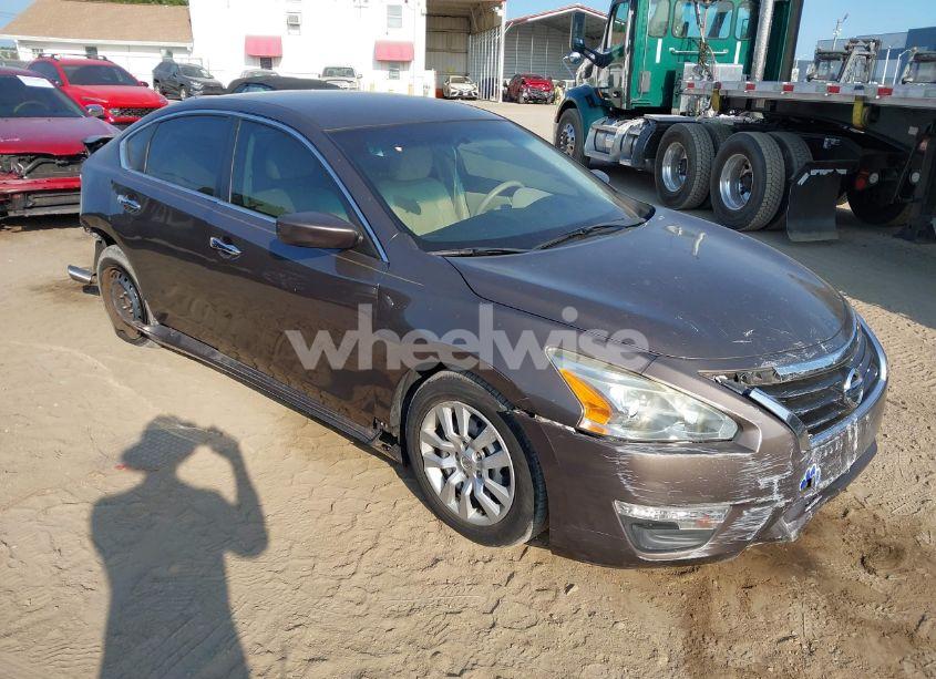 2014 Nissan Altima 2.5 S (VIN 1N4AL3AP3EC275298) main photo